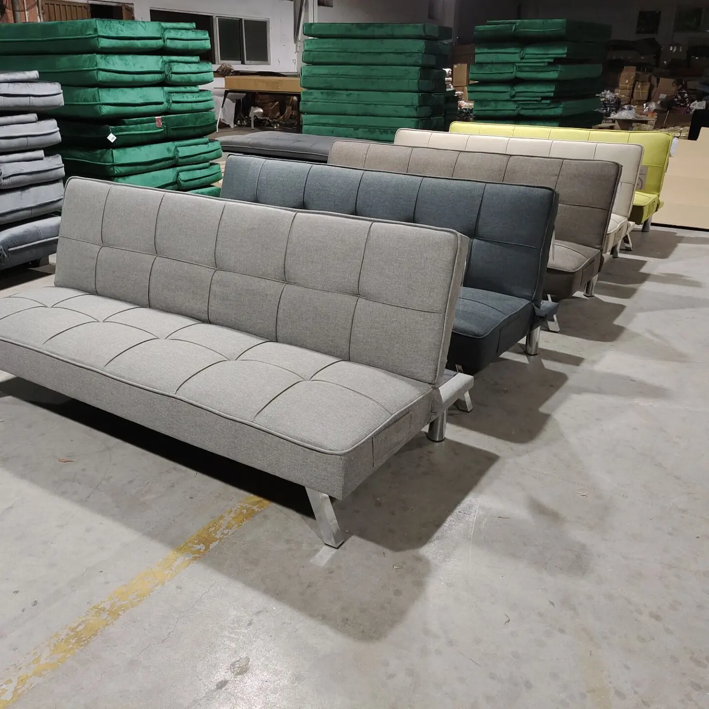 Großhandel Klappstuhl Sleeper Modern Fabric Couch Mehrzweck Love Seat Schlafs ofa