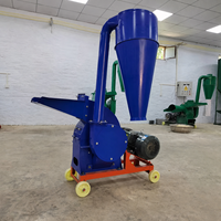 Nouveau broyeur à marteaux mobile Cyclone diesel/essence avec une capacité de 2 tonnes/heure pour les tiges de maïs, les céréales, l'alimentation du bétail et de la volaille