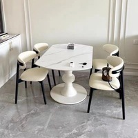 Chaise de salle à manger sans accoudoirs en cuir rembourré, style nordique moderne minimaliste, avec structure métallique, pour la maison, l'hôtel et la restauration