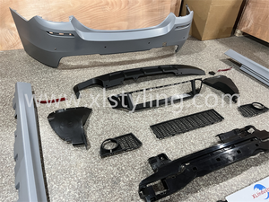 Kit de conversion MT <span class=keywords><strong>M</strong></span>-TECH <span class=keywords><strong>M</strong></span>-sport Facelift Bodykit pour <span class=keywords><strong>BMW</strong></span> <span class=keywords><strong>Série</strong></span> 5 F10 Pre - Product Image 4