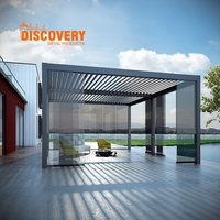 Fabricant de pergolas à lames orientables en aluminium |   Pergola extérieure 3x3m personnalisée avec écran et options en polycarbonate