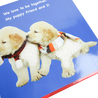 Livre cartonné tactile avec textures en peluche pour le développement sensoriel du bébé