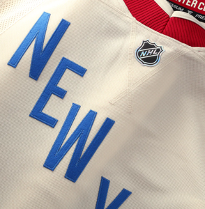Maillot de hockey des <span class=keywords><strong>New</strong></span> York Rangers pour l'hiver 2026, 23 Adam Fox, 31 Igor Shesterkin, 73 Matt Rempe, 10 Artemi Panarin, 16 Vincent Trocheck - Product Image 5