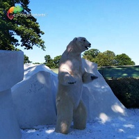 Ours polaire en peluche animatronique