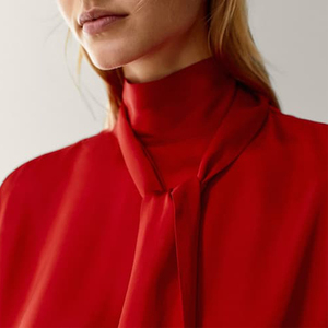 Camicette da donna in <span class=keywords><strong>raso</strong></span> Casual traspirante con Logo frontale in pizzo a manica lunga stagione primaverile - Product Image 2