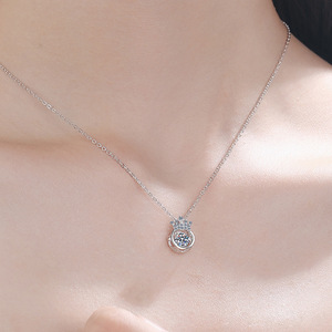 Collana con Croce in Moissanite OUGEPHELI, Argento Sterling 925 Placcato, Cuore Dinamico Pulsante - Product Image 4