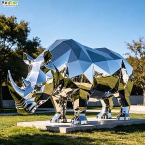 Sculpture de <span class=keywords><strong>rhinocéros</strong></span> contemporaine en acier inoxydable, grande statue d'art métallique à faible polyvalence pour projets commerciaux et propriétés de luxe - Product Image 4