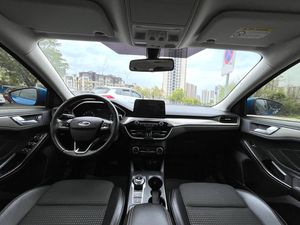 Auto Usate Economiche in Vendita <span class=keywords><strong>Ford</strong></span> <span class=keywords><strong>Focus</strong></span> <span class=keywords><strong>2019</strong></span> Blu 1.5T Automatica Guida a Sinistra Benzina Berlina - Product Image 5