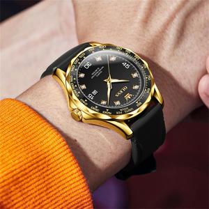 OLEVS 9988 OEM Venta caliente estilos impermeable luminoso correa de goma deportes moda clásico Acero inoxidable reloj de cuarzo para hombre - Product Image 4