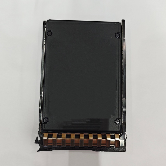 7.68TB U.2 NVMe PCIe 4.0 Enterprise Solid State Drive 2.5 Inch SFF Server Data Center Storage SSD Hard Disk