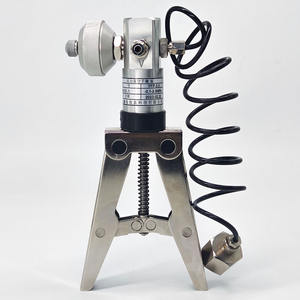 Pompe manuelle à vide de pression OEM Équipement d'étalonnage de pression YFP-25 Calibrateur de pression Portable - Product Image 1