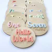 Accessoires de Photo de gravure Laser 3D colorés pour l'anniversaire du nouveau-né disques en bois naturel bébé étape mensuelle cartes circulaires en bois