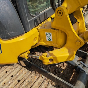 Excavadora Usada Komatsu PC30 de 3 Toneladas, Original, Fabricada en Japón, en Buen Estado, en Shanghái - Product Image 3