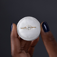 Bague personnalisée en argent sterling 925 plaqué or avec zircon cubique taille ovale pour femme, idéale pour mariage et fiançailles