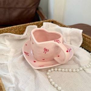 Taza y Plato de Cerámica en Forma de Corazón con Logotipo Personalizable, Diseño Irregular, Taza para Café y Té, Regalo Romántico para San Valentín o Día de la Madre - Product Image 2