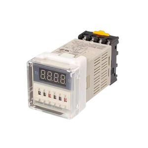 Relé de Retardo Omron Dh48s 220V 24V con Pantalla Digital y Bloque de Terminales - Product Image 1