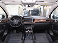 Новый автомобиль 2026 THARU XR внедорожник 1.5L 6AT JIBEN AUTO FWD 17-дюймовые колеса светодиодные фары круиз-контроль TPMS19 110 нм