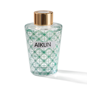 ขวดแก้วทรงลูกบาศก์ Aikun 100 มล. พร้อมโลโก้ 3 มิติ ชุดน้ำหอมปรับอากาศแบบก้านไม้หอมสำหรับร้านค้าออนไลน์ กลิ่นหอมตามสั่ง กล่องสวยงาม MOQ ต่ำ ตอบสนองรวดเร็ว สำหรับตกแต่ง - Product Image 5