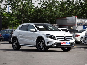 <span class=keywords><strong>Mercedes</strong></span>-Benz GLA200 2017-2019 Automatica Benzina Guida a Sinistra Usata con Tetto Apribile - Product Image 3