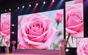 Pantalla LED Transparente P3.91 para Interiores, en Formato de Rejilla, para Eventos - Product Image 4