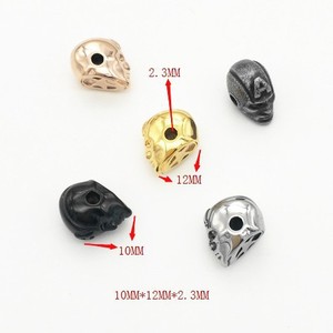 Cuentas de acero inoxidable con diseño de rostro de superhéroe de Yunnique para la fabricación de pulseras, cuentas sueltas de metal fundido de 10 mm, piezas de joyería DIY - Product Image 2