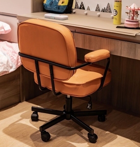 <span class=keywords><strong>Silla</strong></span> de <span class=keywords><strong>escritorio</strong></span> de estudio nórdico, sillas altas ajustables de cuero marrón para ordenador, <span class=keywords><strong>silla</strong></span> de oficina de cuero con rueda para el hogar - Product Image 5