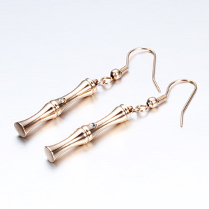 Boucles d'oreilles pendantes en bambou or rose 27MM avec strass sertis clos en acier inoxydable pour femme – Cadeau - Product Image 3