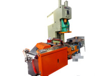 Machine de formage de plateaux en aluminium entièrement automatique, machine de fabrication de boîtes, de plateaux, de bols et de contenants en aluminium jetable argenté