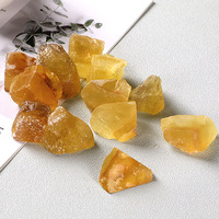 Pierre de cristal de fluorite brute naturelle pierre brute de cristal de fluorite jaune en gros
