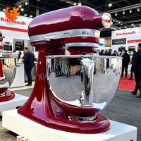 Modelo de Exhibición a Escala Personalizada de Batidora de Pedestal en Fibra de Vidrio |   Escultura de Gran Tamaño con Base Cromada