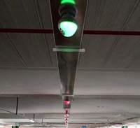 Système de capteur de stationnement à ultrasons monté à l'avant Capteur de solution de guidage de stationnement intelligent Système de comptage infrarouge pour parkings
