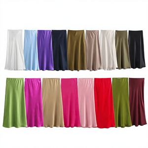 Nouvelle <span class=keywords><strong>jupe</strong></span> <span class=keywords><strong>mi</strong></span>-<span class=keywords><strong>longue</strong></span> élégante de style européen et américain pour femmes, été 2024, en soie <span class=keywords><strong>satin</strong></span>ée, taille haute, streetwear - Product Image 2