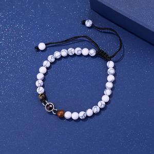 Bracelet de perles synthétiques pendentif de style européen américain 100 langues Bracelets à maillons de chaîne de mode photo haute définition - Product Image 4