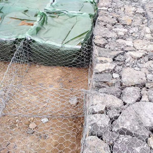 Nehir koruması için galvanizli <span class=keywords><strong>Gabion</strong></span> PVC kaplı gabionlar uygulaması ve altıgen delik şekli <span class=keywords><strong>Gabion</strong></span> kafes kutu - Product Image 6