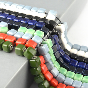 Perline in Ceramica Quadrata Lucida Monocolore in Argilla Cinese all'Ingrosso - Product Image 4