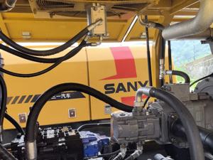 Sany HBT6016C-5D 253HP中古コンクリートポンプ認定ラインポンプ付きプロメーカー - Product Image 4