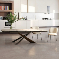 Table à manger pliable 4 places en verre trempé avec pieds en métal de luxe moderne personnalisée pour hôtel appartement salle à manger meubles