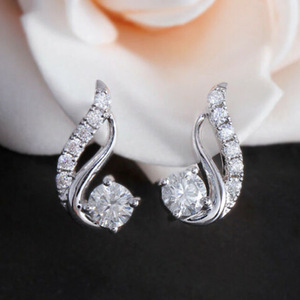 Orecchini con Cristalli per Donne, Accessori di Moda Minimalisti ed Eleganti per Uso Quotidiano - Product Image 6