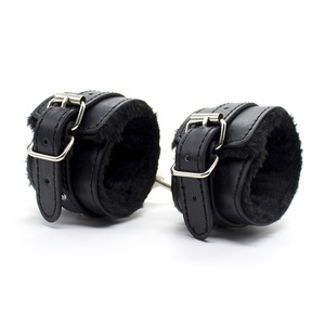 Stock local US - Menottes érotiques SM pour adultes - Menottes en cuir et peluche avec fermoirs métalliques - Jouets de <span class=keywords><strong>bondage</strong></span> pour adultes - Product Image 3