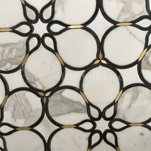 Mosaico de azulejos de bronze com pedra dourada Calacatta para decoração de interiores
