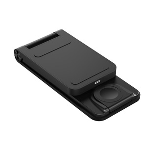 Cargador inalámbrico rápido plegable 3 en 1 de 15W magnético con soporte para Apple iPhone, reloj y auriculares - Product Image 1