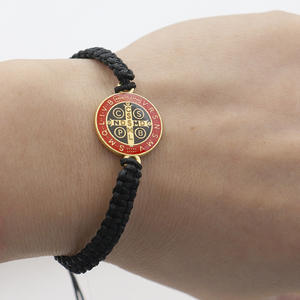 Bracelet Tressé Ajustable Catholicisme Croix Médaillon Saint Benoît <span class=keywords><strong>Exorcisme</strong></span> pour Hommes et Femmes en Diverses Couleurs - Product Image 4