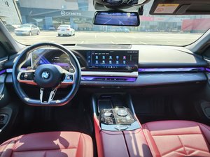 Auto Usate 4x4 BMW 530Li Premium Sport Blu Rosso in Offerta Speciale - Product Image 2
