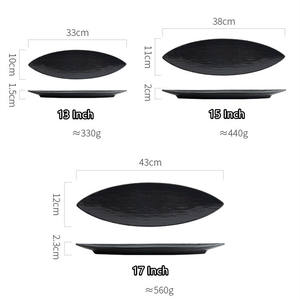 จานซูชิเซรามิกสีขาวและดำจานเสิร์ฟปลา<span class=keywords><strong>แซลมอน</strong></span>ญี่ปุ่นสำหรับร้านอาหารจานทรงใบยาวแบบไม่สม่ำเสมอ - Product Image 5