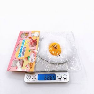 Juguete Antiestrés de Huevo Frito Hecho a Mano, Suave y Elástico, Tipo Mochi, con Forma de Comida, para Aliviar el Estrés - Product Image 3