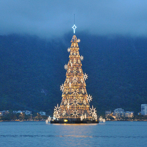 hermoso gigante iluminación al aire <span class=keywords><strong>libre</strong></span> pvc artificial <span class=keywords><strong>mercado</strong></span> torre en forma de árbol de Navidad ornamento - Product Image 5