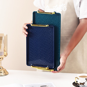 Plateau en <span class=keywords><strong>plastique</strong></span> de luxe léger d'approvisionnement direct d'usine pour la tasse d'eau thé fruits dîner motif de plante salon plats et assiettes - Product Image 3