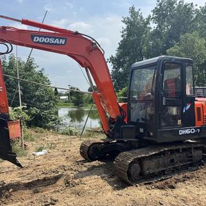 รถขุดดินมือสอง DoosanDH60 6 ตัน รุ่นดั้งเดิม ใช้เครื่อง DoosanDH55  พร้อมชั่วโมงการทำงานต่ำ - Product Image 1