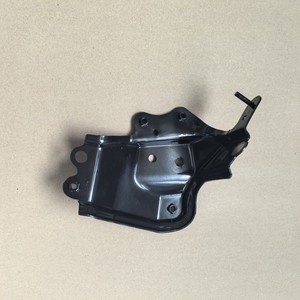 Toyota NX200 Front Fender Steel Brackets 53803-78010 53804-78010 Left <b>Right</b> Replacement Parts - Product Image 3