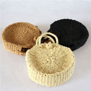 Sac de plage rond en paille écologique pour femme, style robe, avec trois poignées, collection été 2018 - Product Image 2